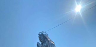 Photo de la statue de Notre Dame du Saguenay