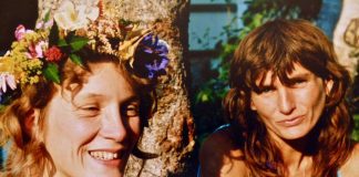Deux hippies dans les années 1980