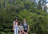 Un groupe d'élève sur un magnifique cran de roche à Petit-Saguenay